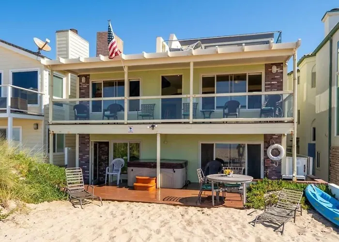 Beautiful Ocean Front Coastal Sunset Beach House